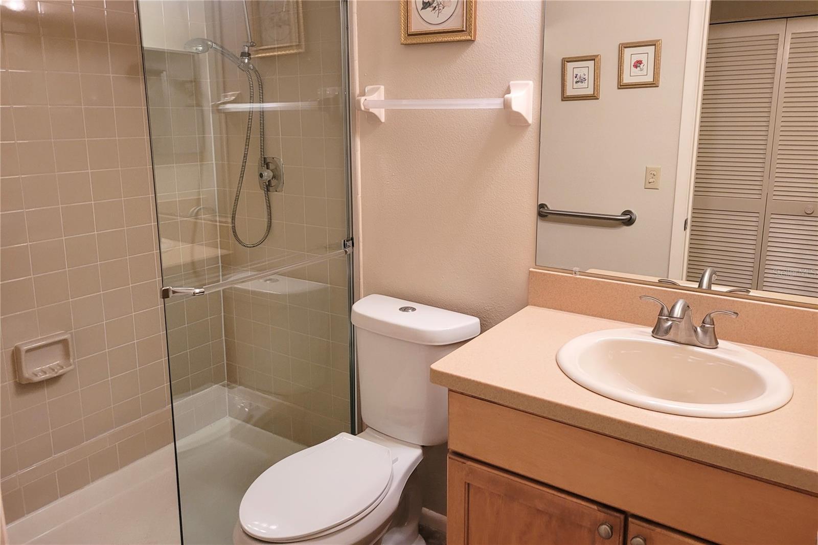 BARRINGTON WOODS - Residential