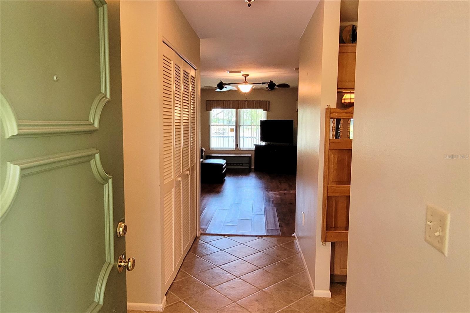 BARRINGTON WOODS - Residential