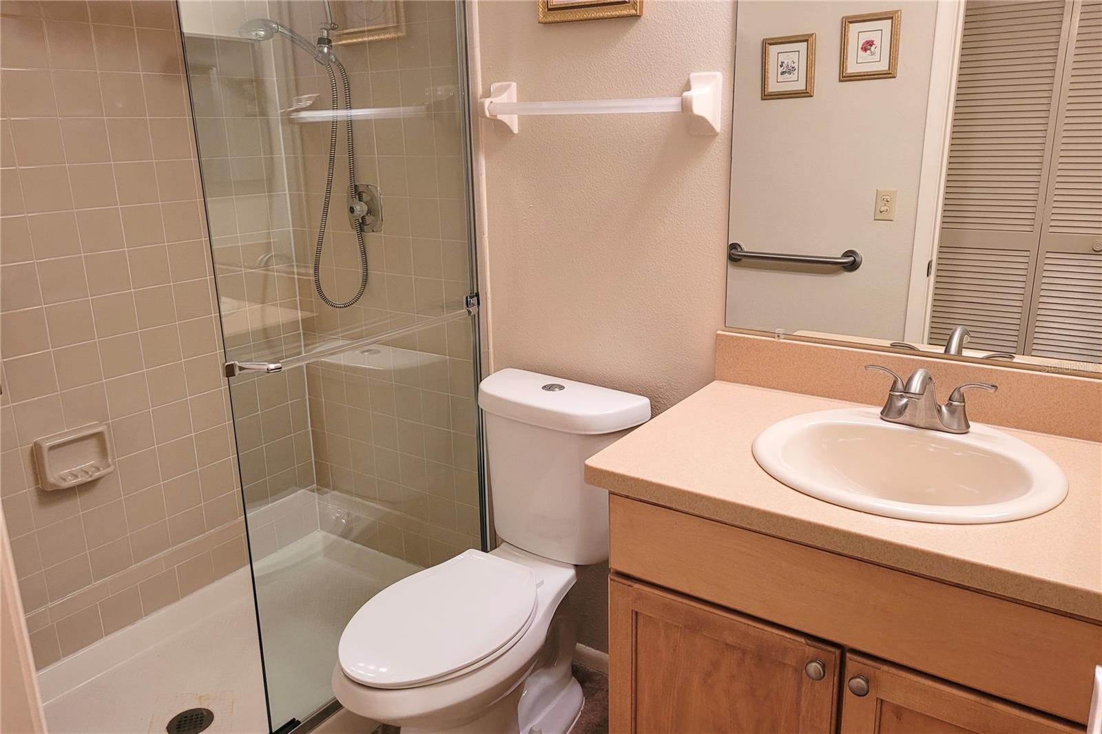 BARRINGTON WOODS - Residential