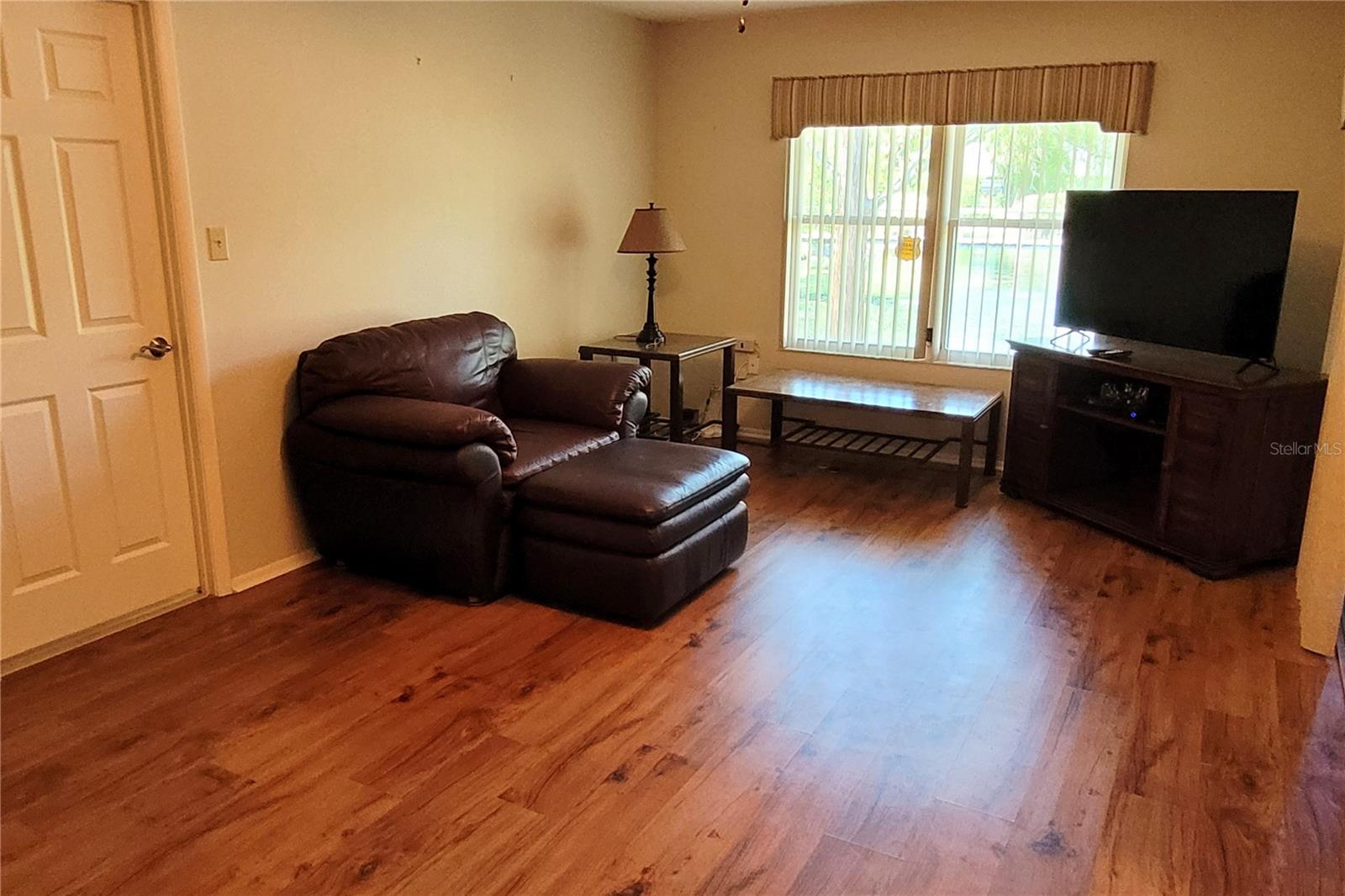 BARRINGTON WOODS - Residential