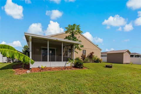 A home in WINTER HAVEN