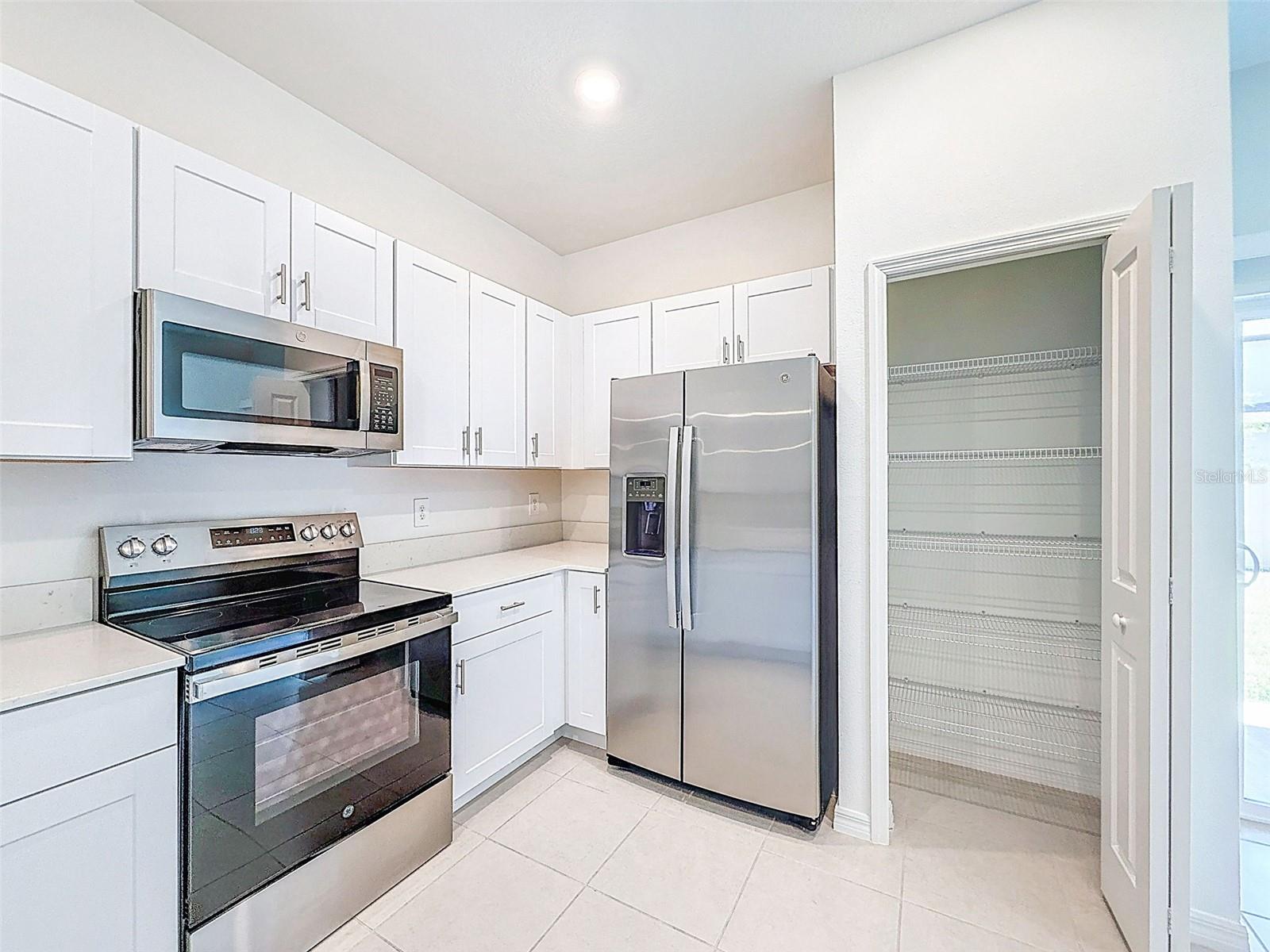 SOUTH SHORE POINTE - Residential Lease