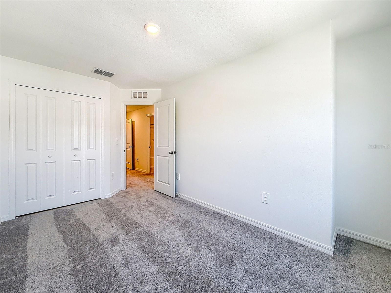 SOUTH SHORE POINTE - Residential Lease