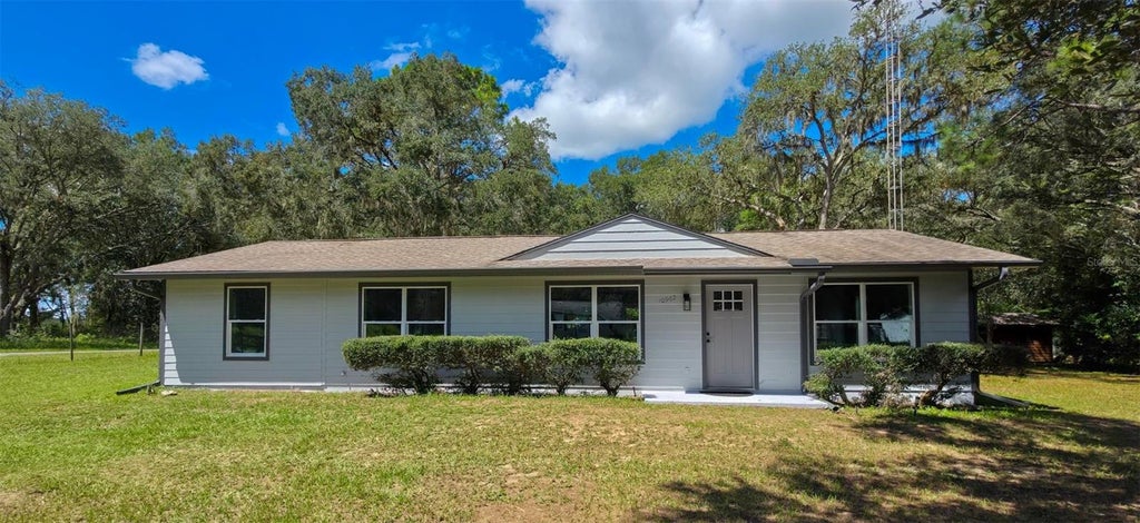 Photo of 10962 SW 112th Avenue, Dunnellon, FL 34432 (MLS # OM731586)