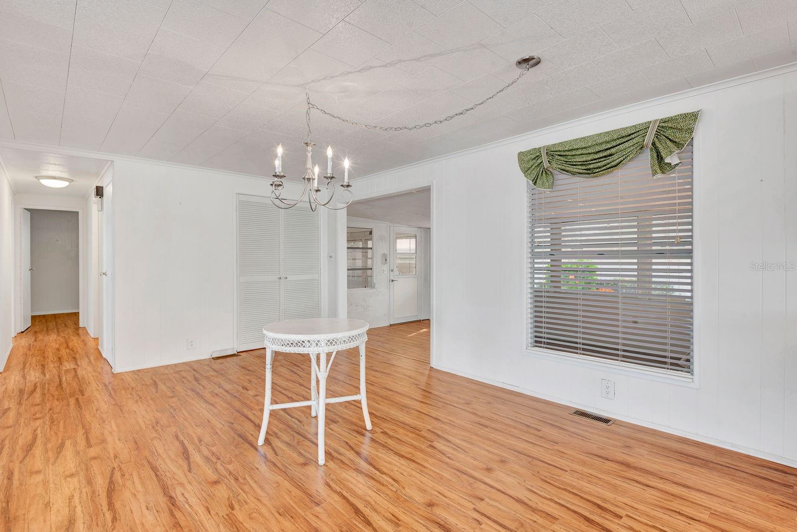 PALMA SOLA SHORES - Residential