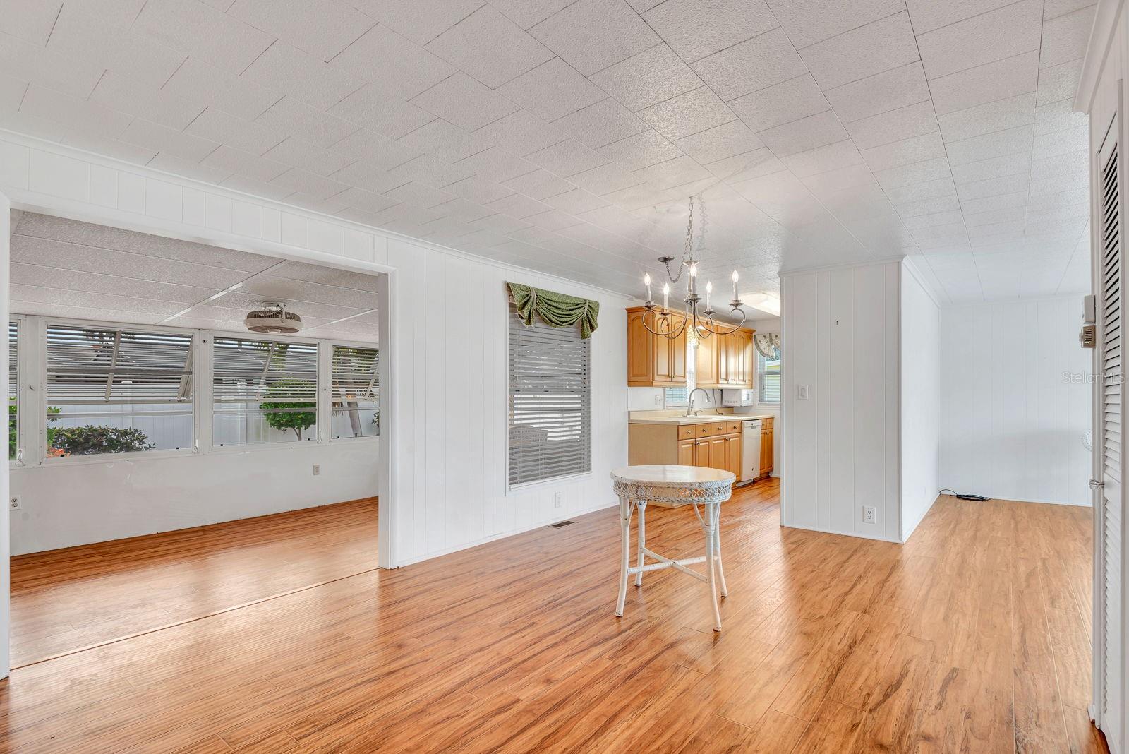 PALMA SOLA SHORES - Residential