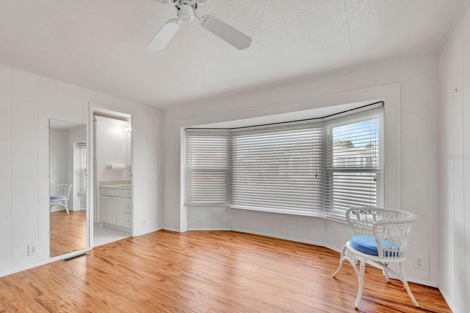 PALMA SOLA SHORES - Residential