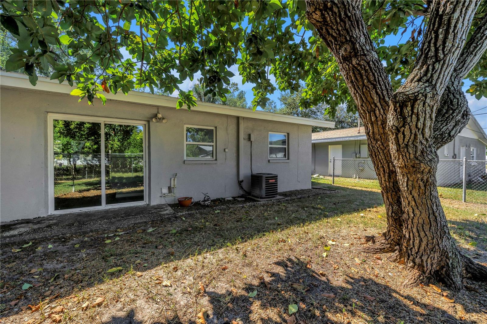 THUNDERBIRD HILL - Residential