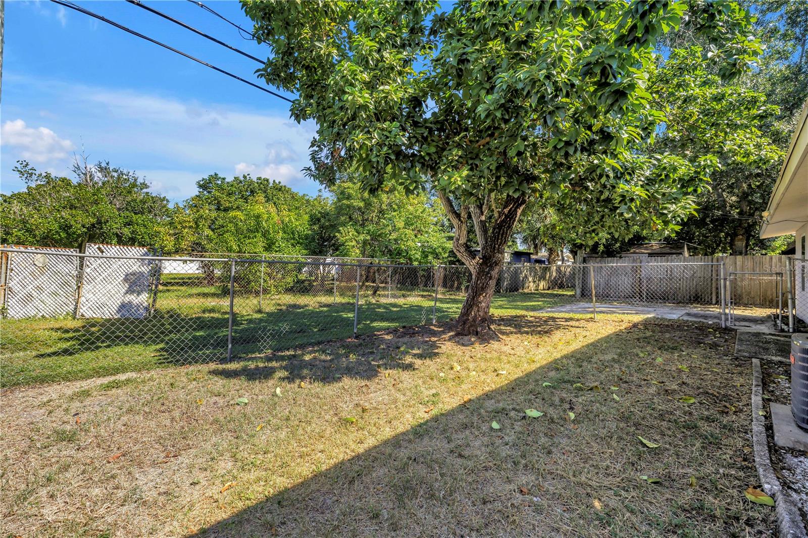 THUNDERBIRD HILL - Residential