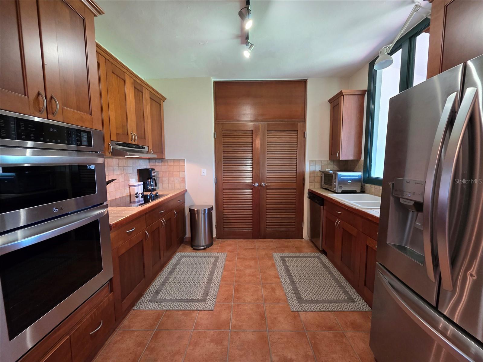 RIO MAR VILLAGE - Residential Lease