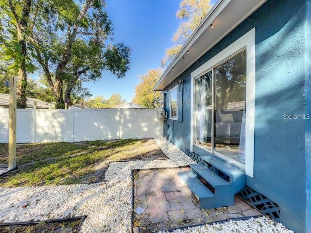 CLOVER HEIGHTS - Residential Income