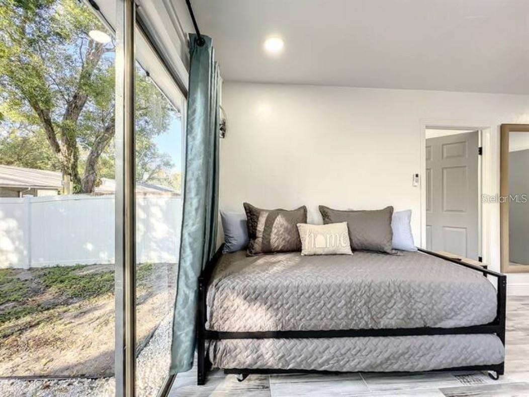 CLOVER HEIGHTS - Residential Income