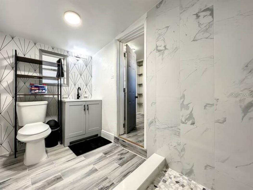 CLOVER HEIGHTS - Residential Income