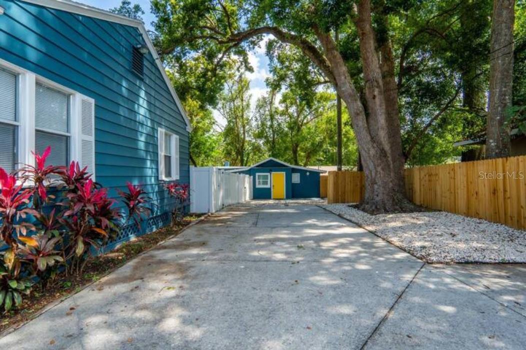 CLOVER HEIGHTS - Residential Income