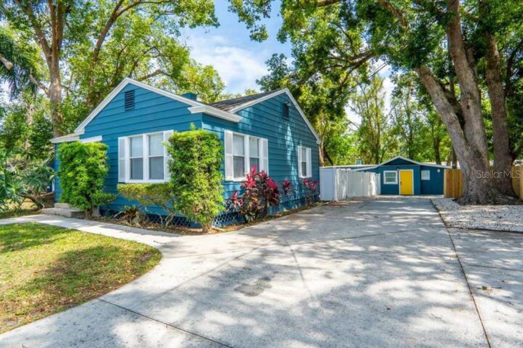 CLOVER HEIGHTS - Residential Income