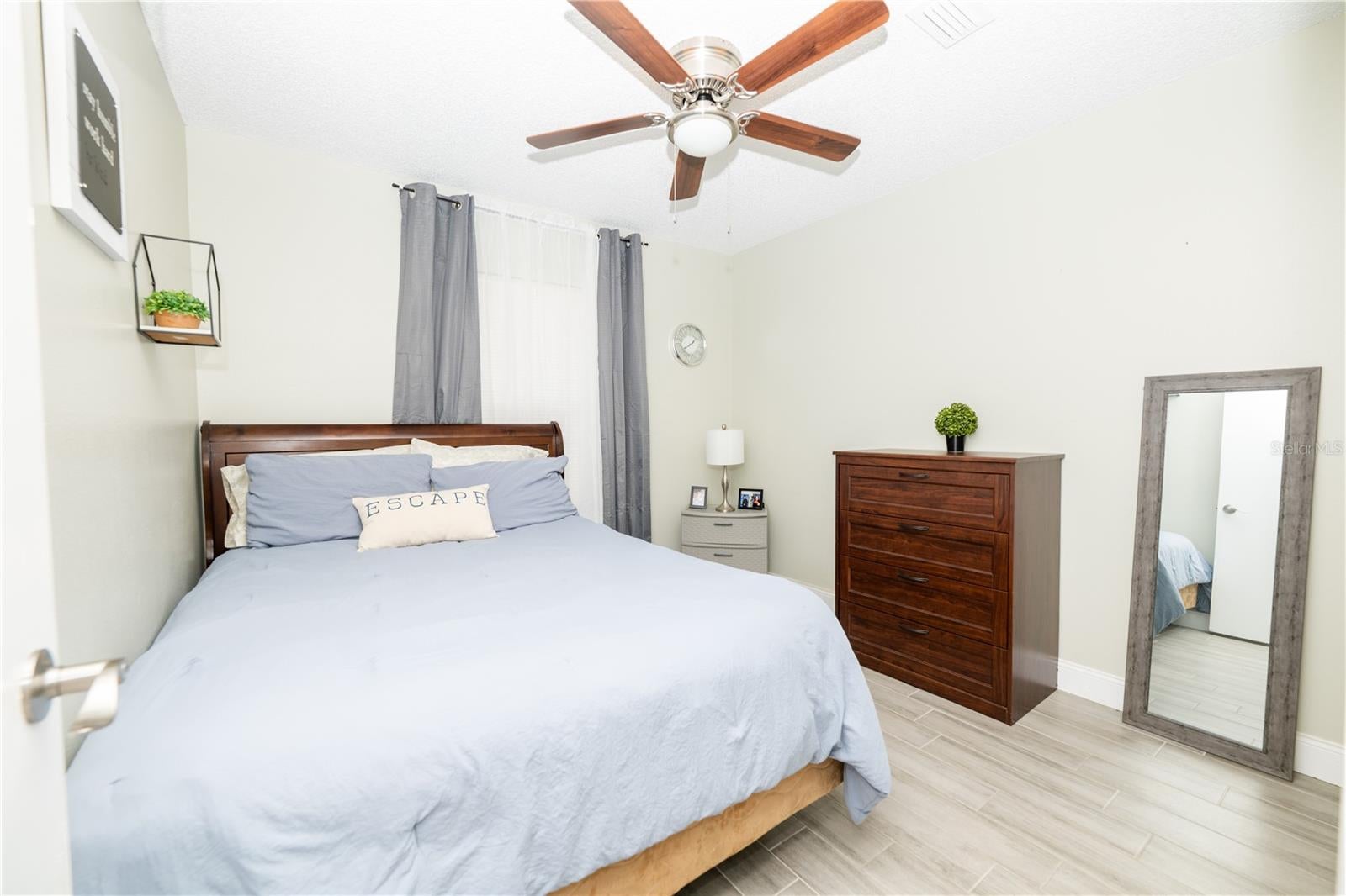 Casas a venda 4 - Jen Dantas 106 RED ROSE CIRCLE