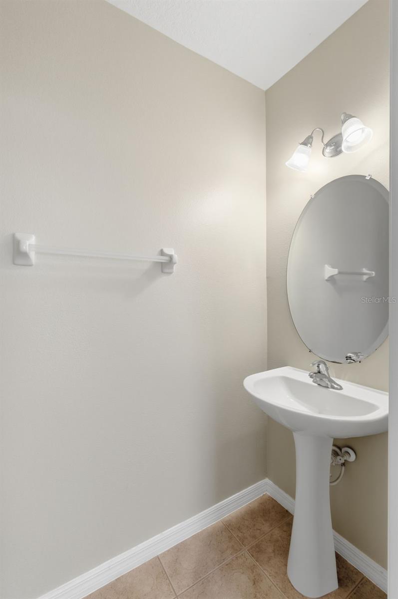 SAVANNAH PINES CONDO - Residential