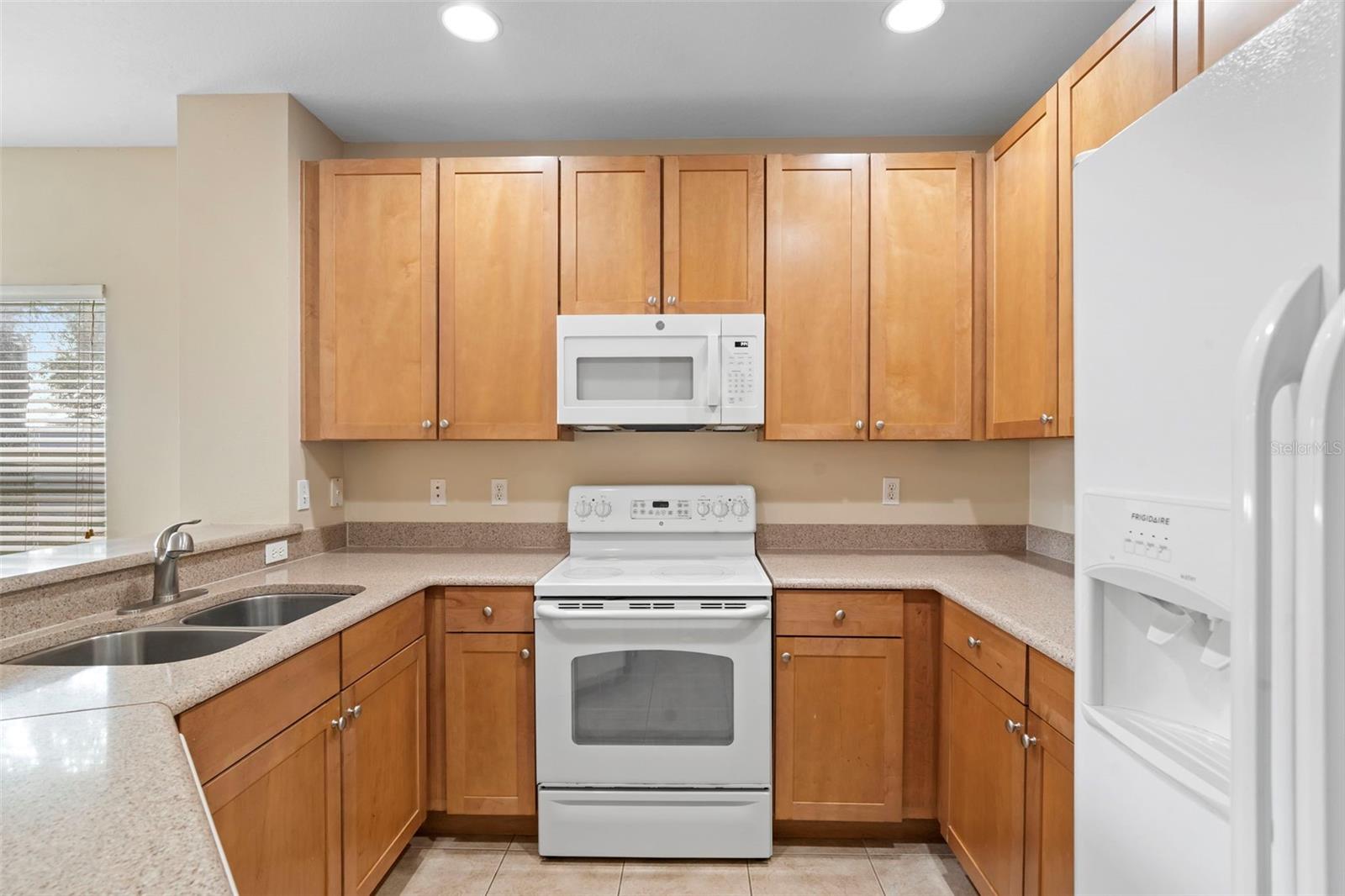 SAVANNAH PINES CONDO - Residential