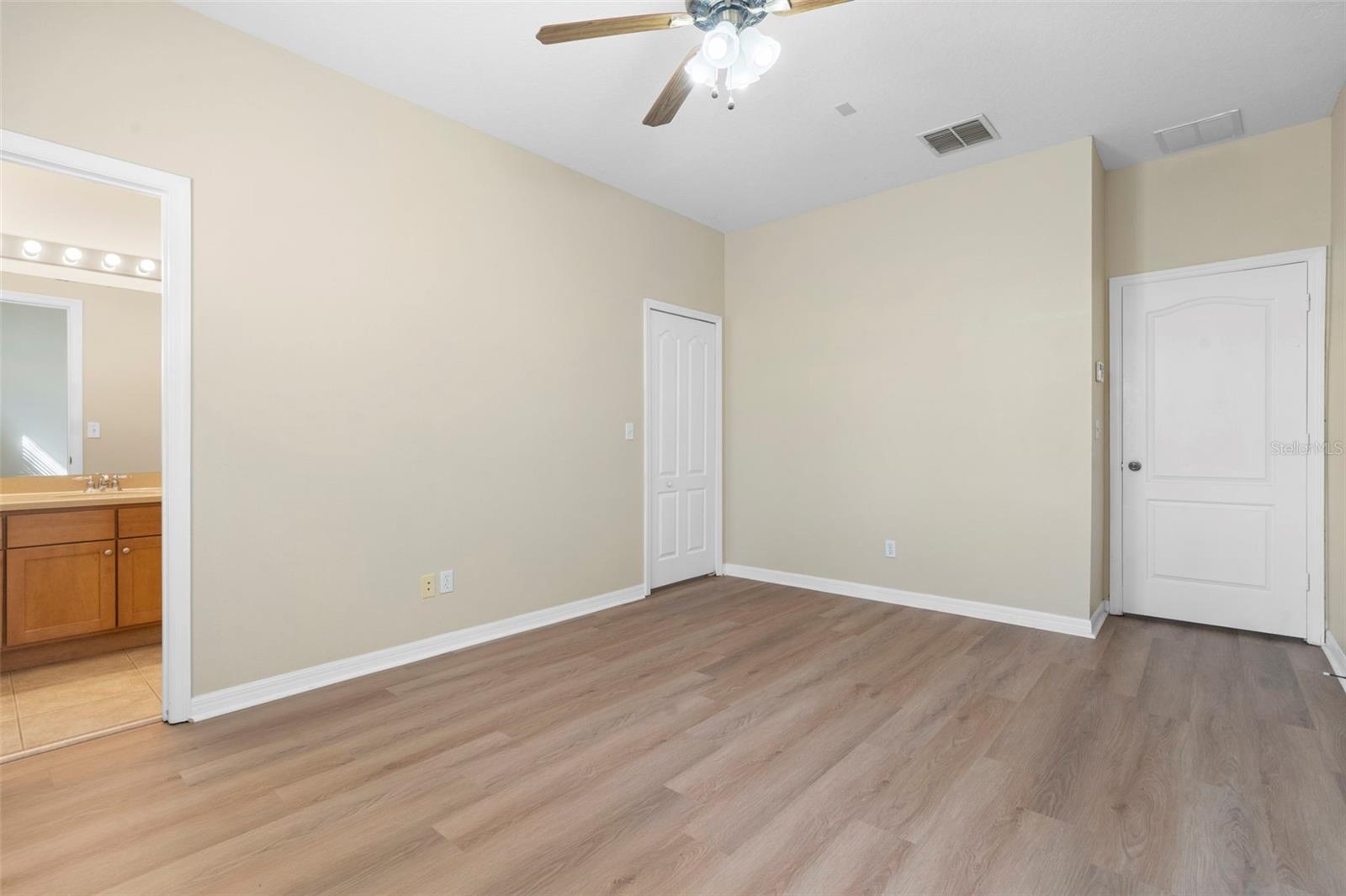 SAVANNAH PINES CONDO - Residential