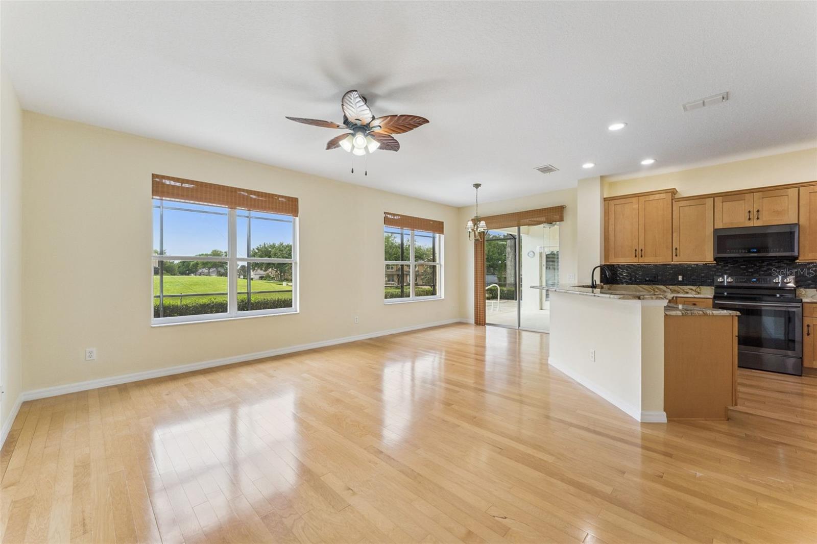 CLERMONT BEACON RIDGE AT LEGENDS PH 03 - Residential