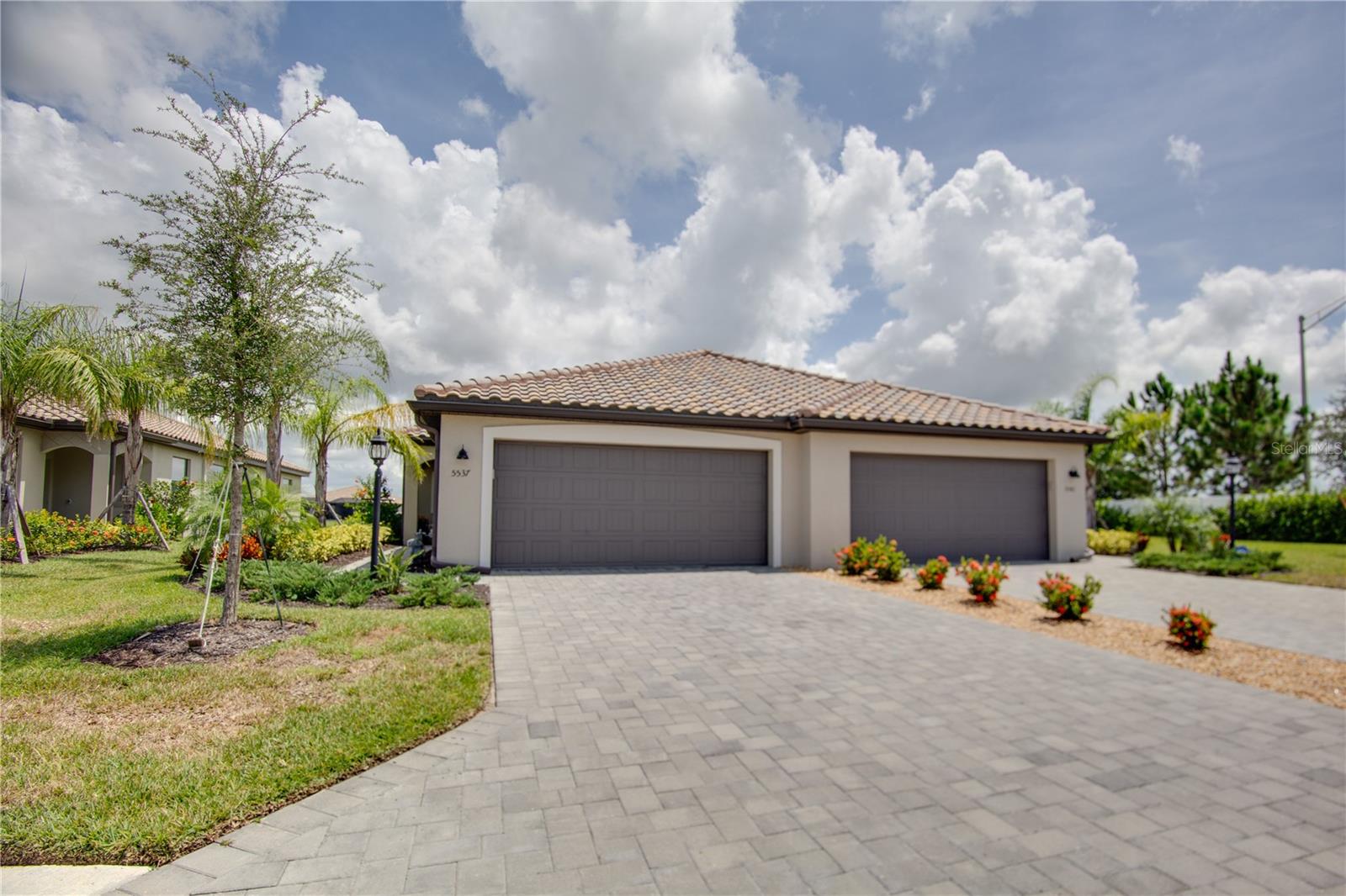 LORRAINE LAKES PH IIA - Residential Lease