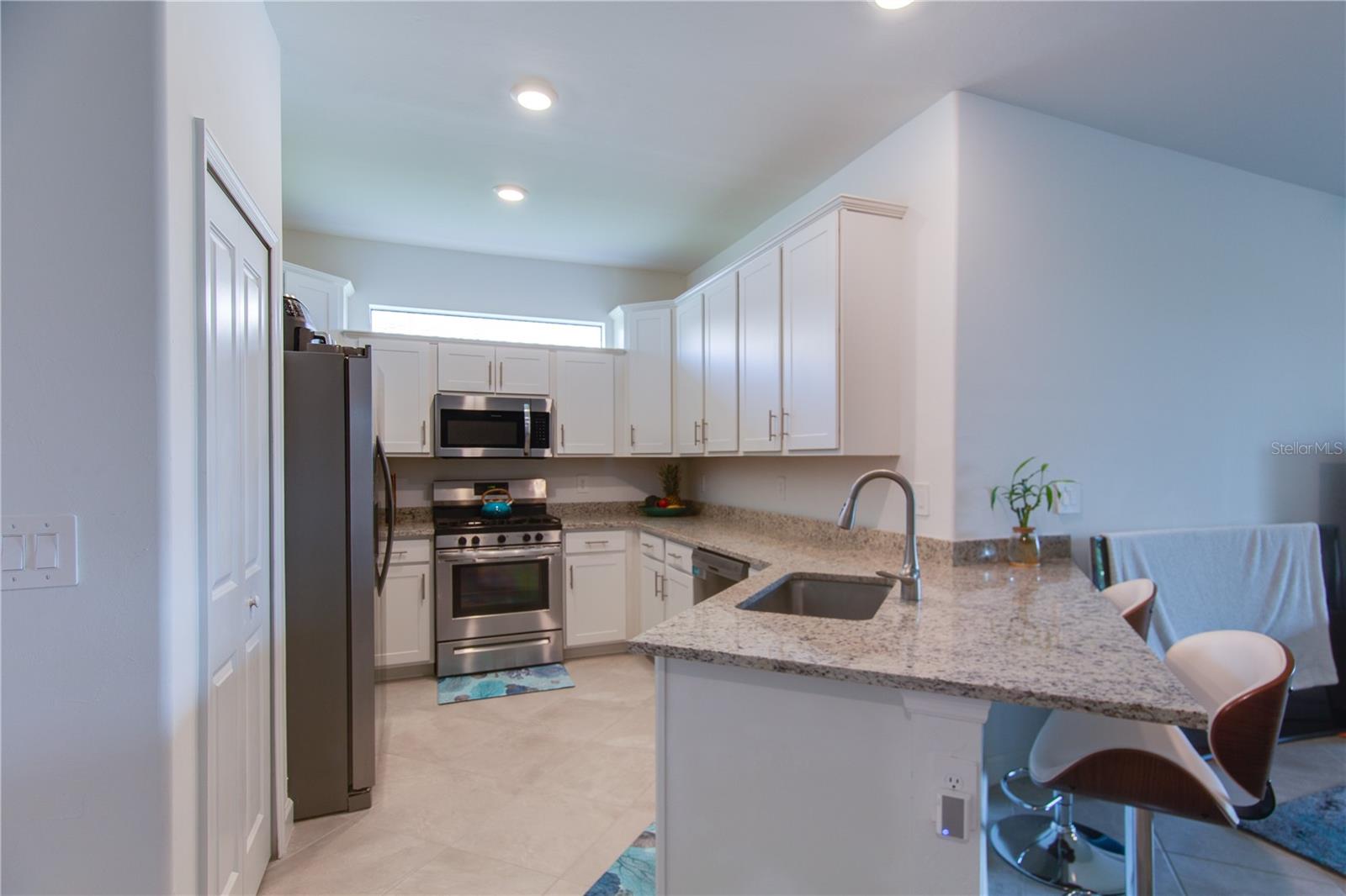 LORRAINE LAKES PH IIA - Residential Lease