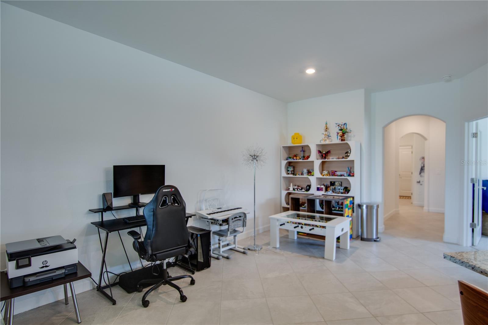 LORRAINE LAKES PH IIA - Residential Lease