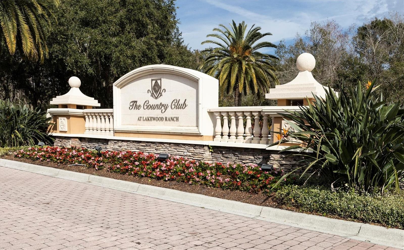 LAKEWOOD RANCH COUNTRY CLUB VILLAGE - Residential