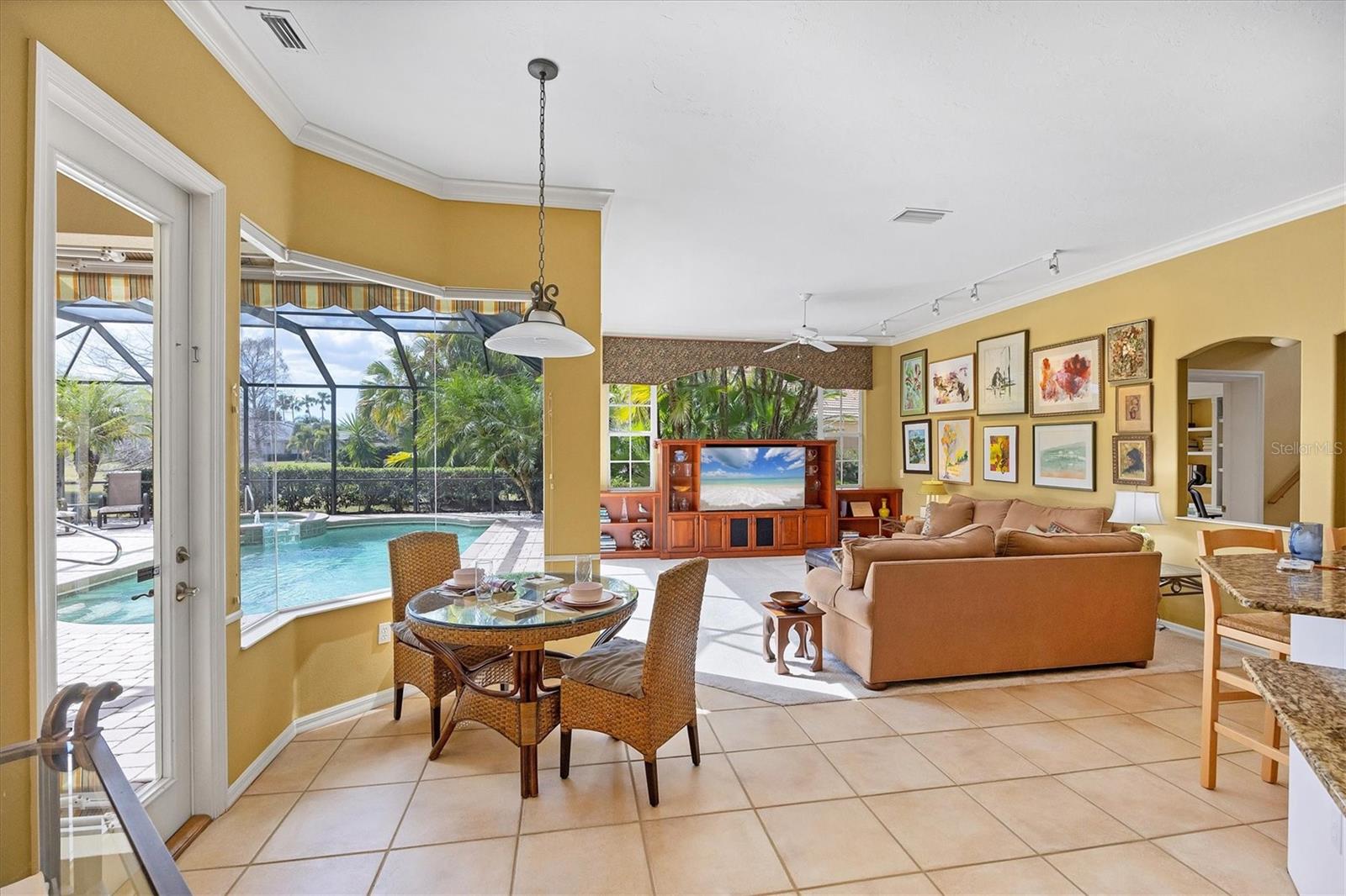 LAKEWOOD RANCH COUNTRY CLUB VILLAGE - Residential