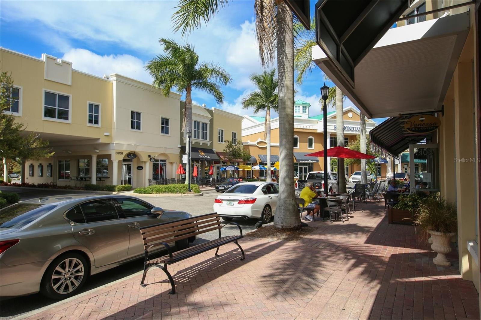 LAKEWOOD RANCH COUNTRY CLUB VILLAGE - Residential