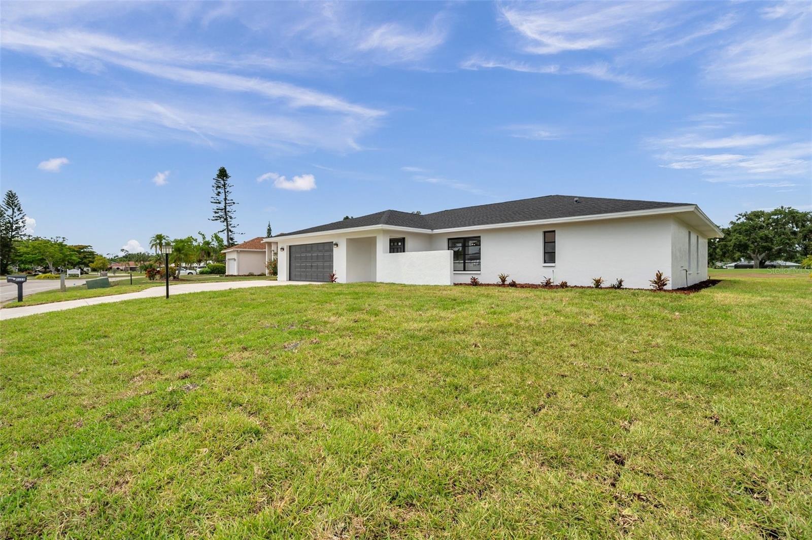 5125 PALM AIRE DRIVE