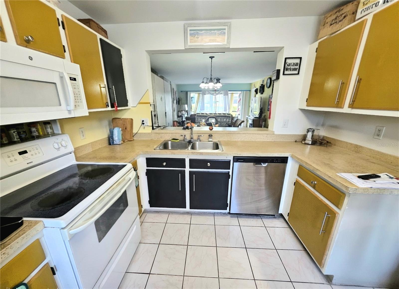 CANTERBURY VILLAGE - Residential Lease