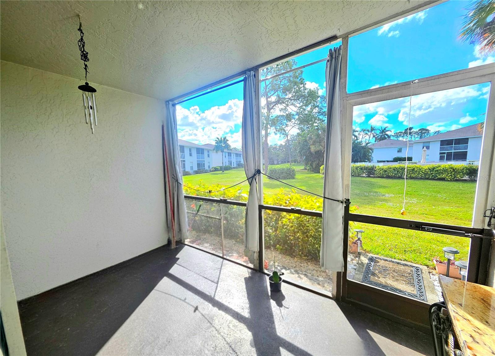 CANTERBURY VILLAGE - Residential Lease