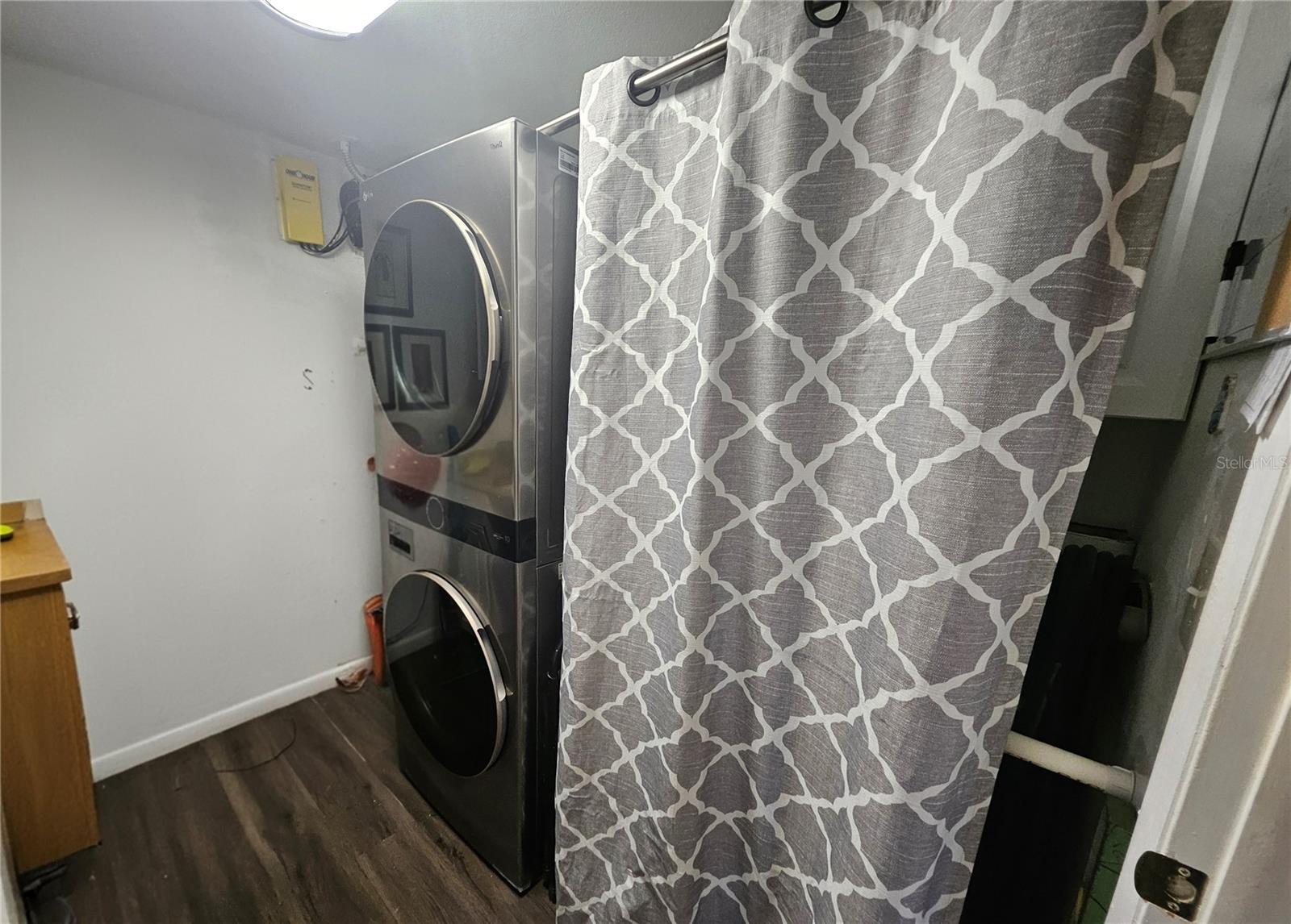 CANTERBURY VILLAGE - Residential Lease