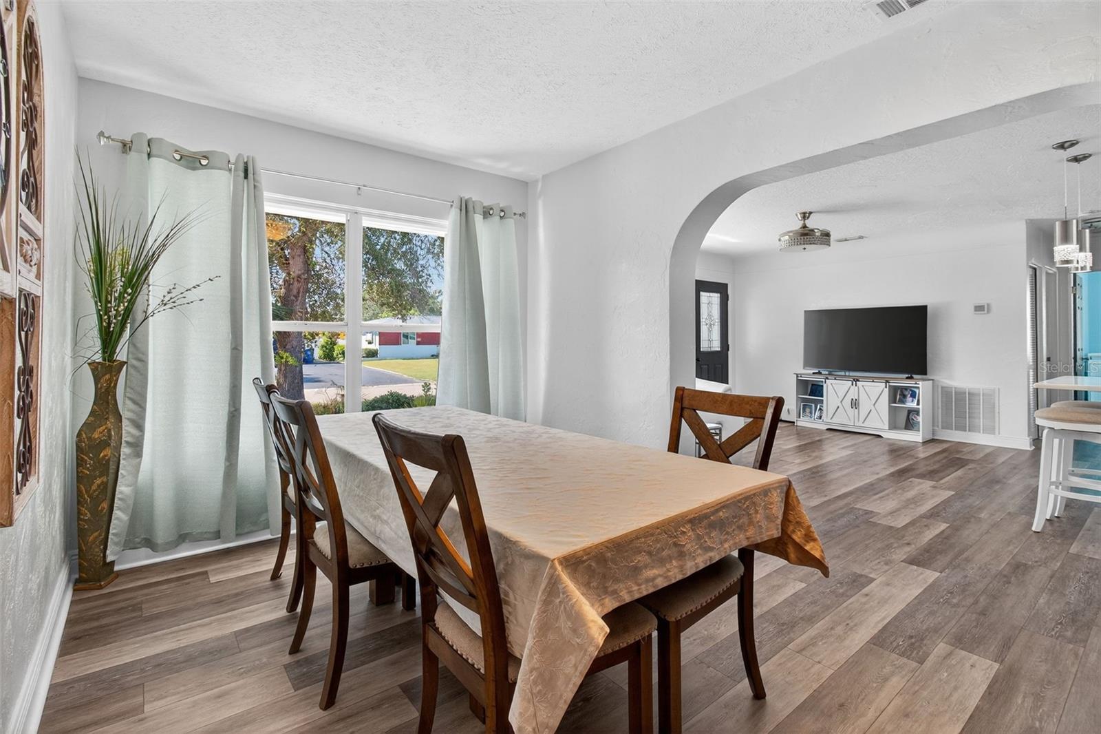 LESLEE HEIGHTS SUB SEC 2 - Residential Lease