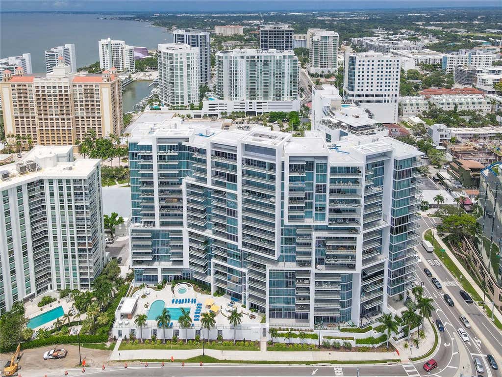 Photo of 1155 N Gulfstream Avenue #806, Sarasota, FL 34236 (MLS # A4702460)