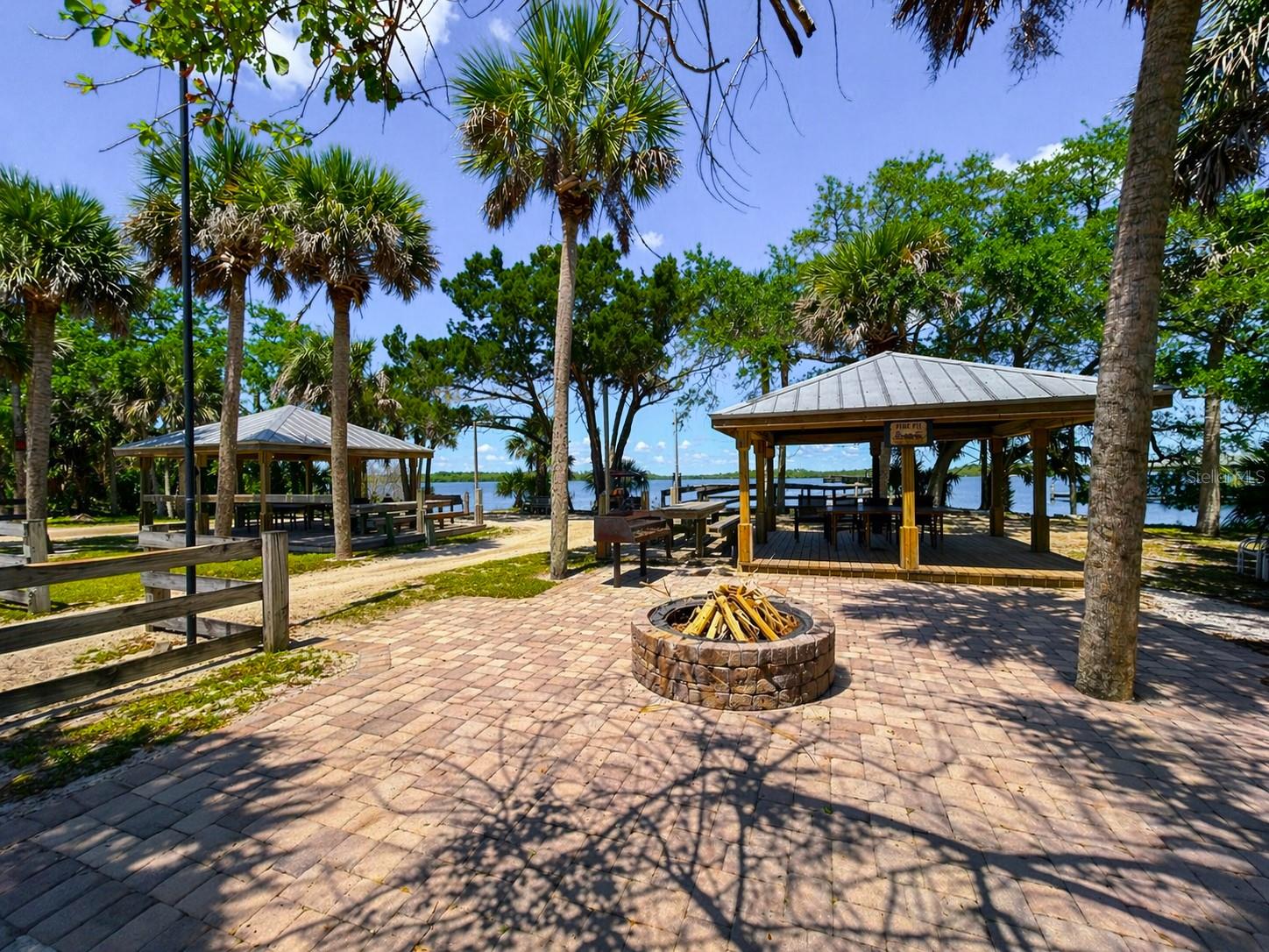 LIGHTHOUSE COVE PH 2B - Residential