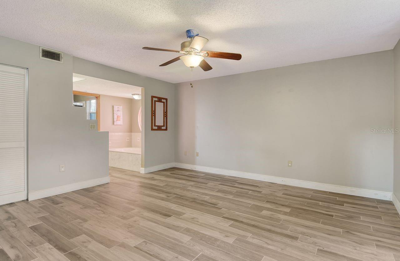 BRIARWOOD UNITS 1&2 - Residential