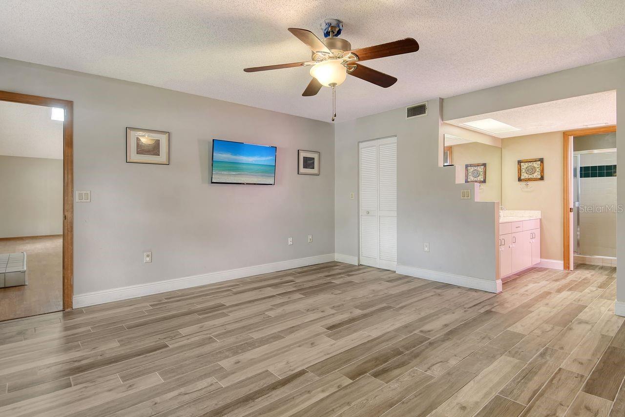 BRIARWOOD UNITS 1&2 - Residential