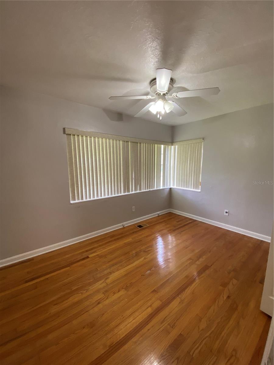 PHILLIPS REP 01 LAKEWOOD - Residential Lease