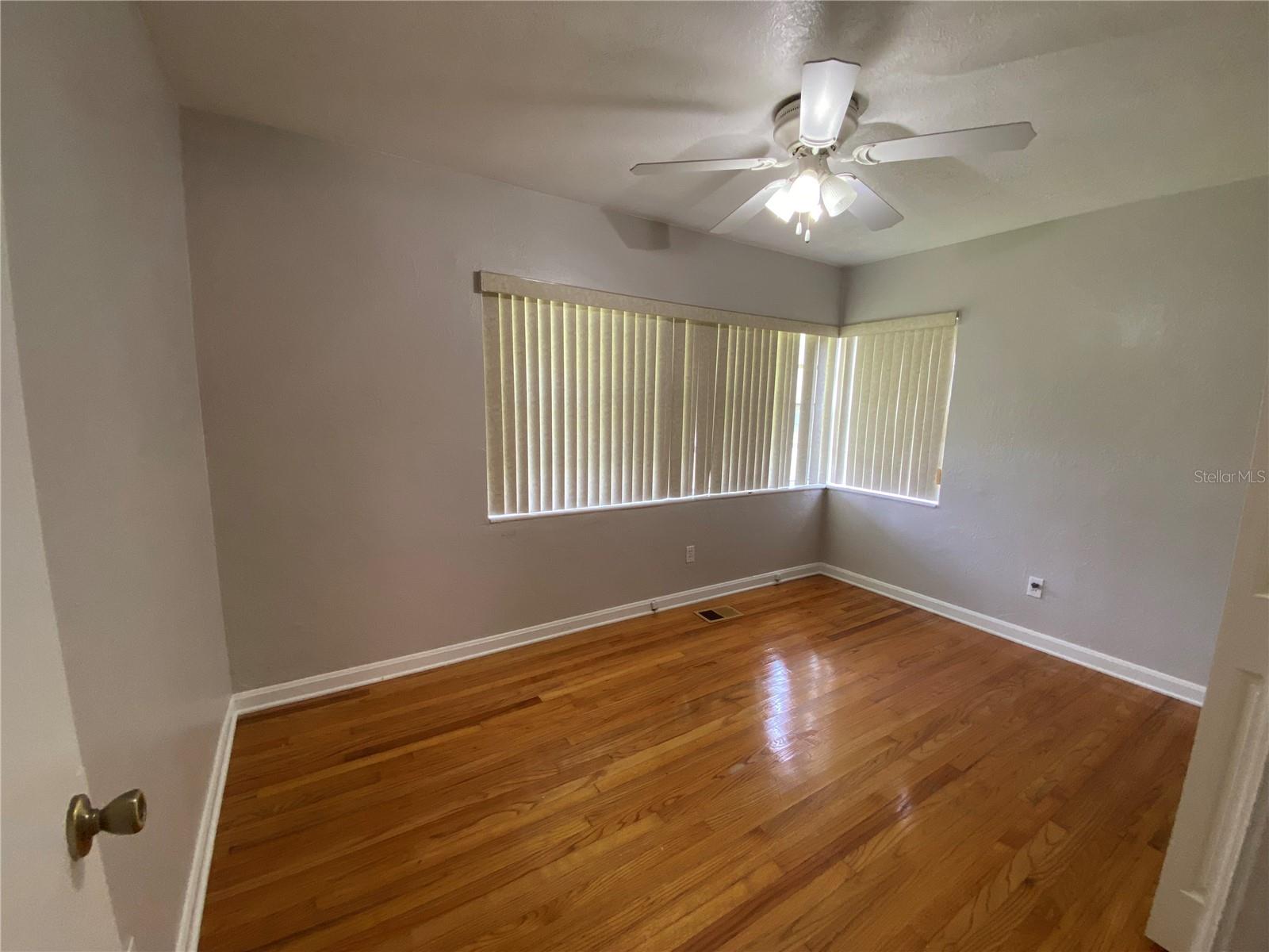 PHILLIPS REP 01 LAKEWOOD - Residential Lease