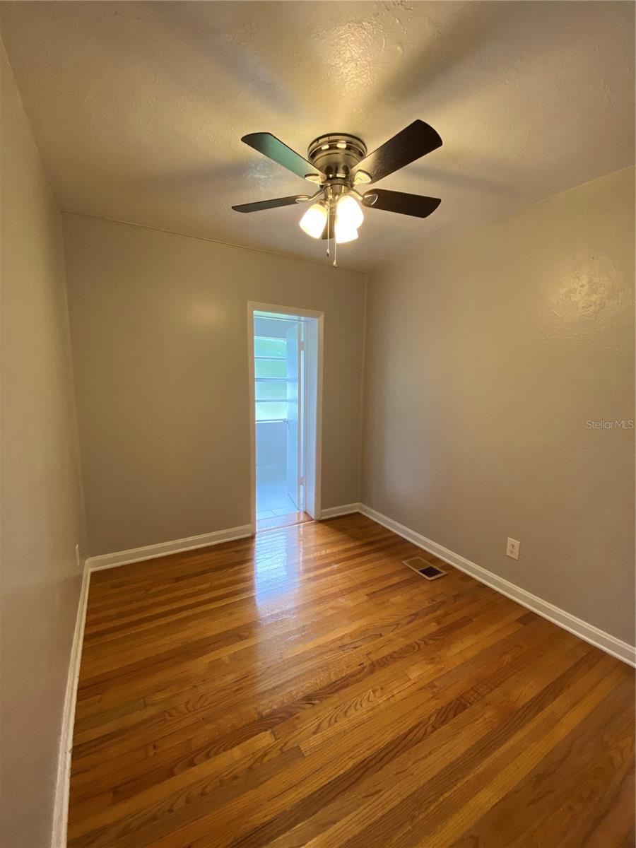 PHILLIPS REP 01 LAKEWOOD - Residential Lease