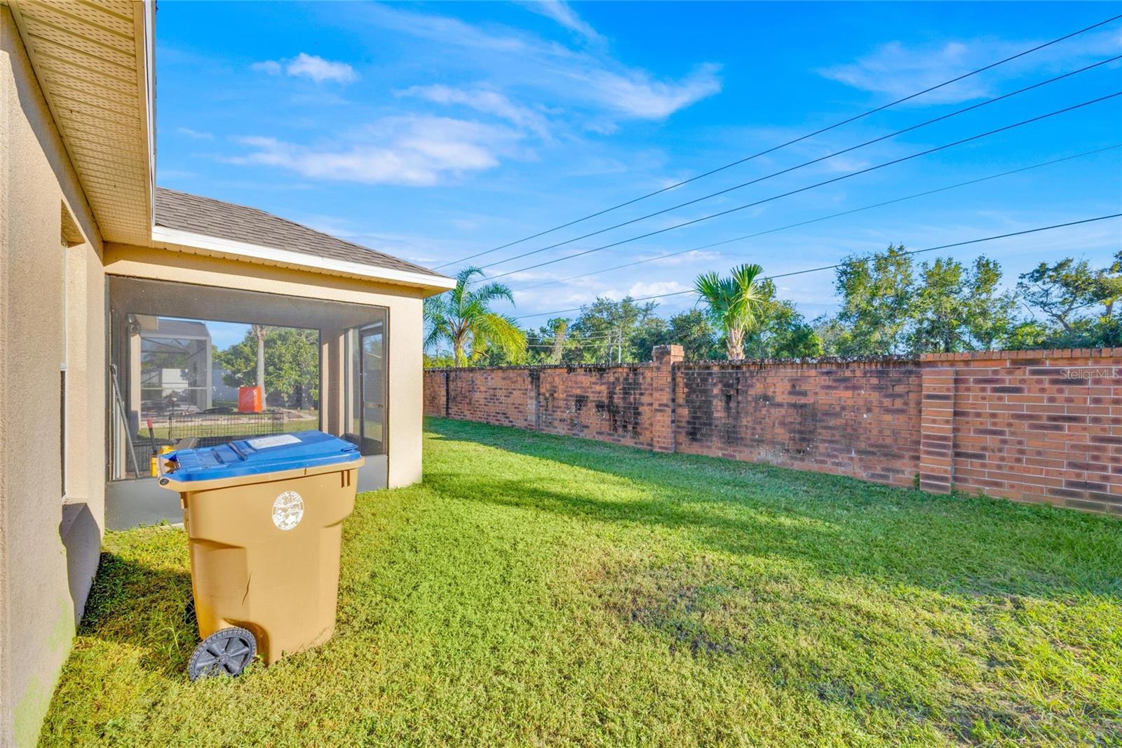 HAMMOCK TRAILS - Residential