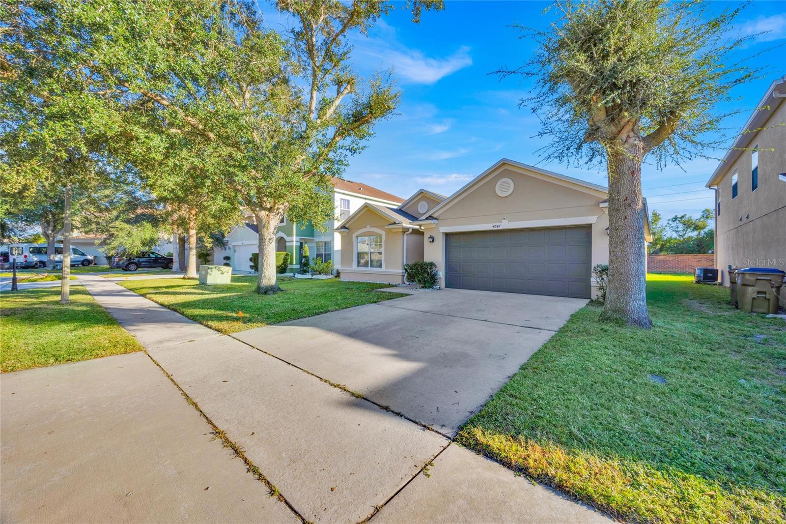 HAMMOCK TRAILS - Residential