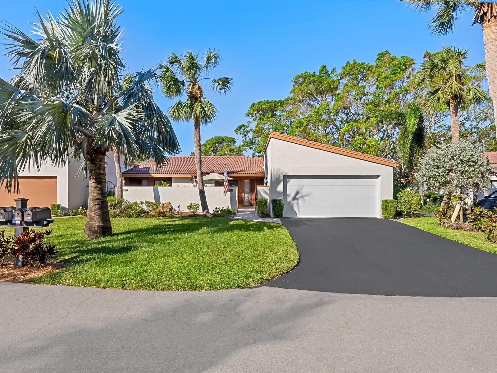 6417 MEADOWLARK LANE 6417