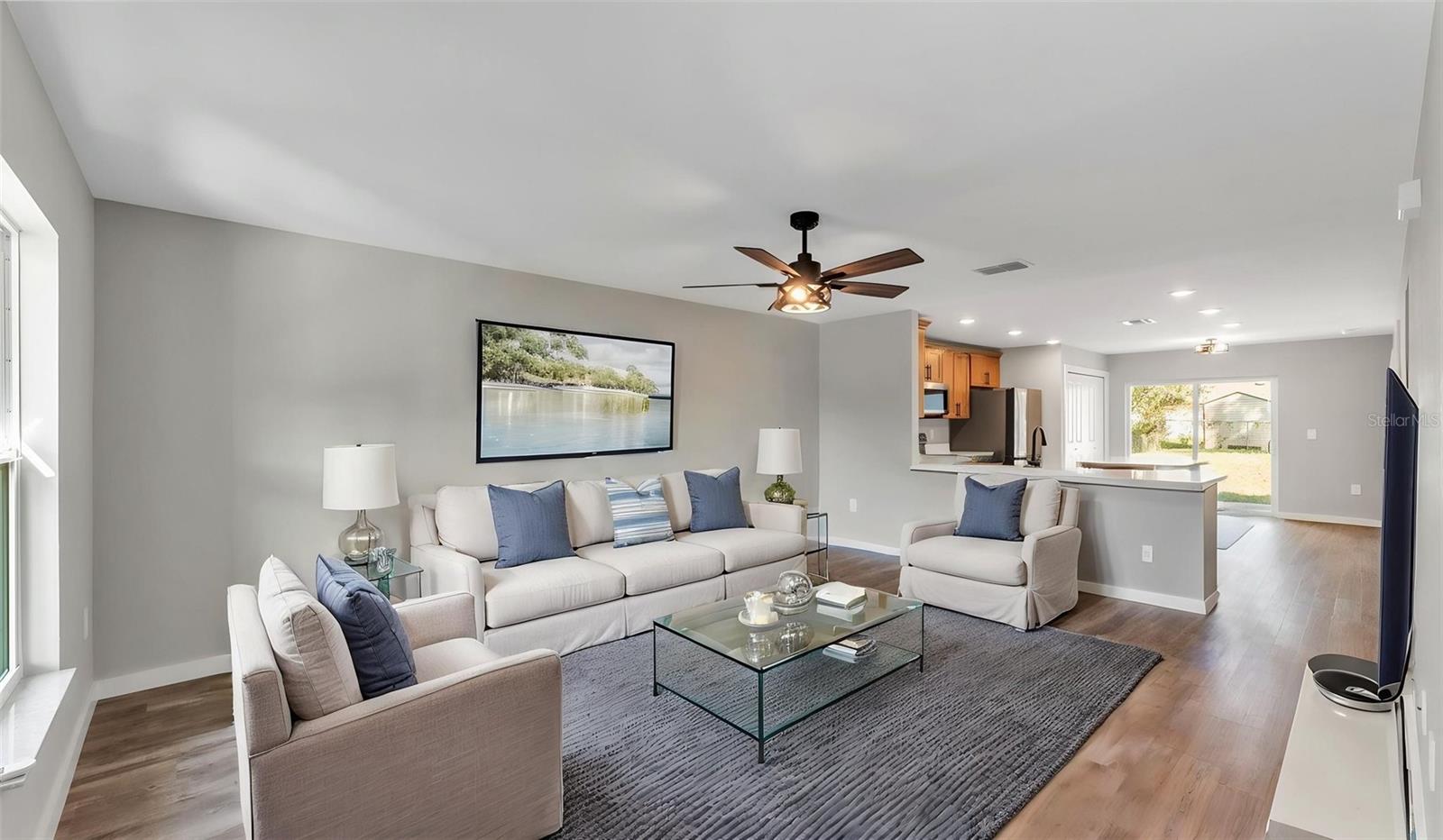 COUNTRY CLUB ESTATES RESUB PT - Residential