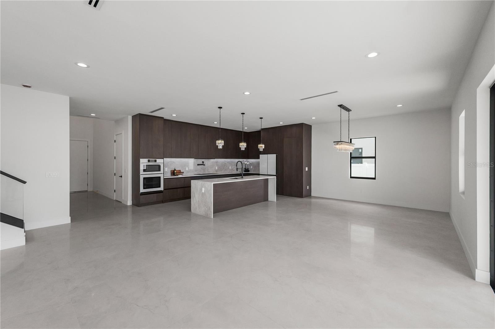 WELLSWOOD ESTATES UNIT 1 - Residential