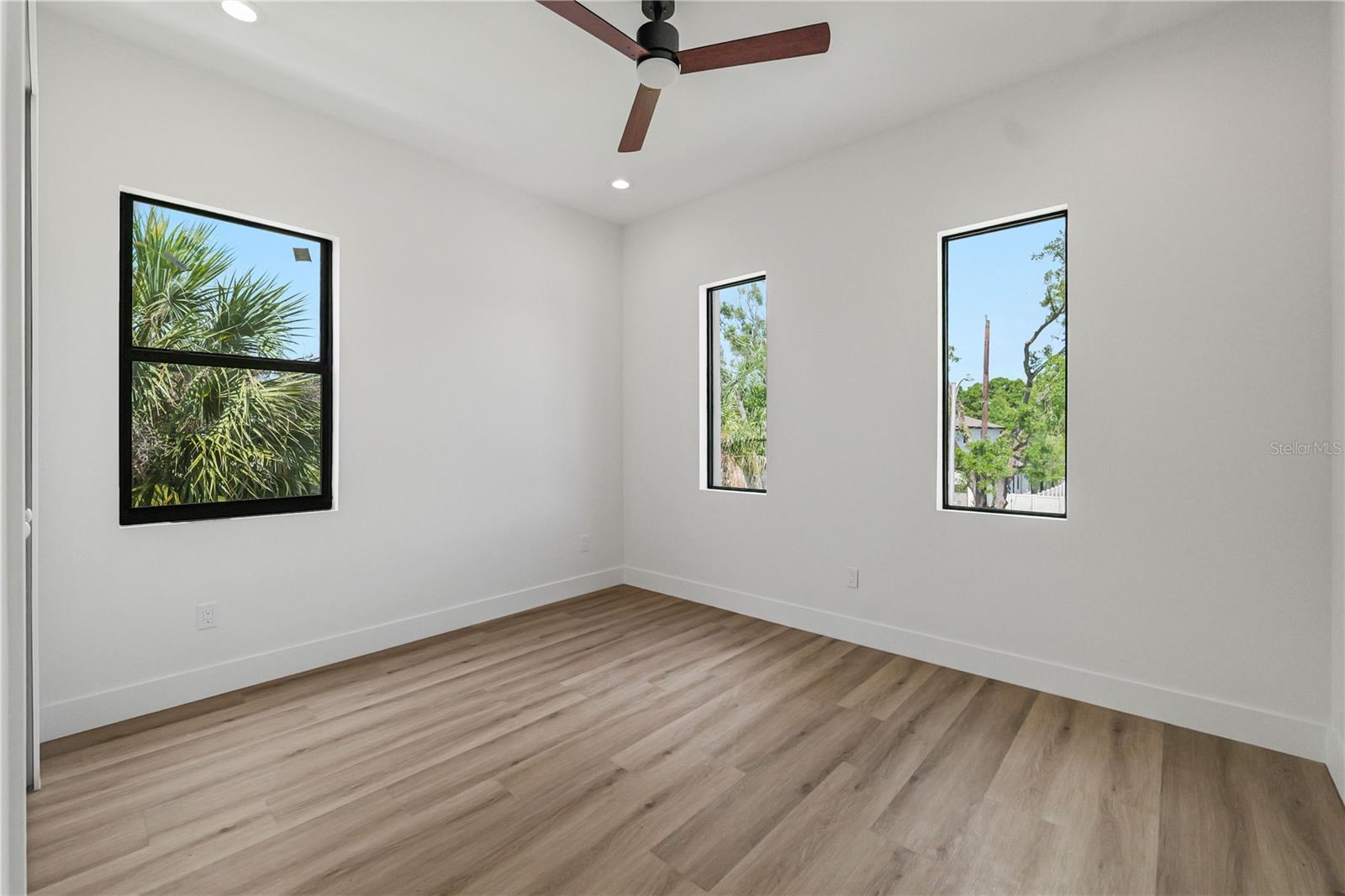 WELLSWOOD ESTATES UNIT 1 - Residential