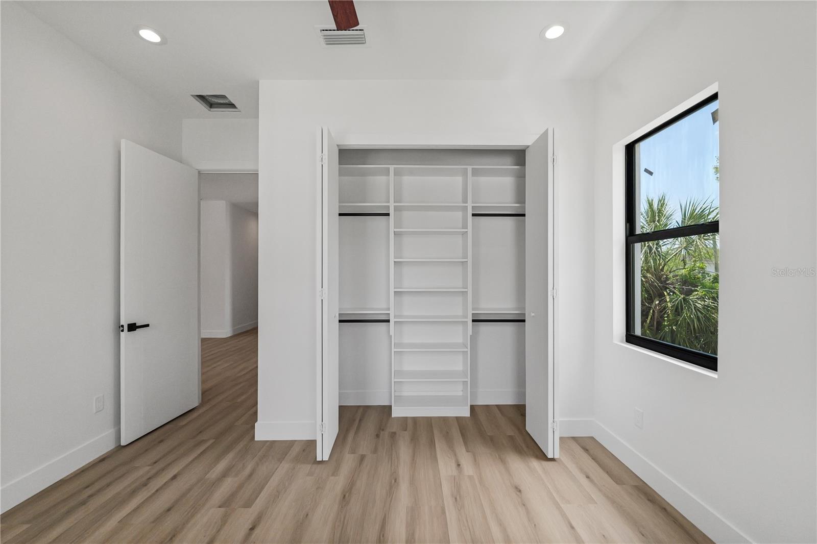 WELLSWOOD ESTATES UNIT 1 - Residential