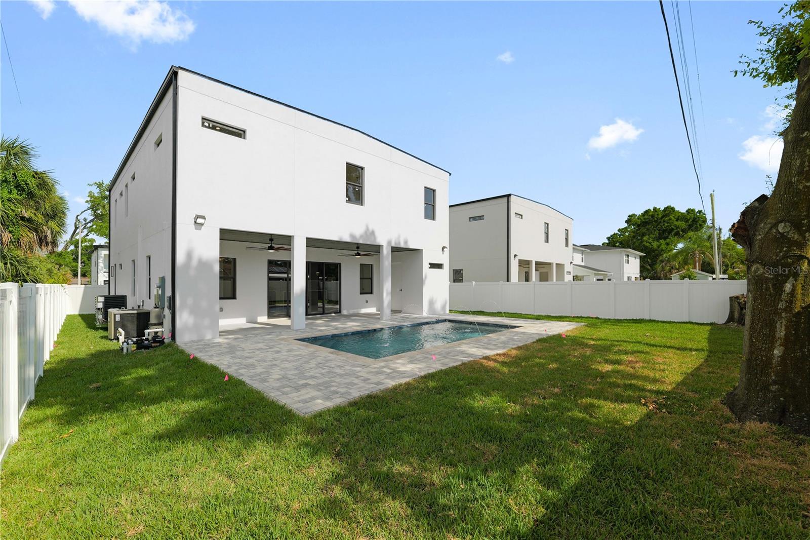 WELLSWOOD ESTATES UNIT 1 - Residential